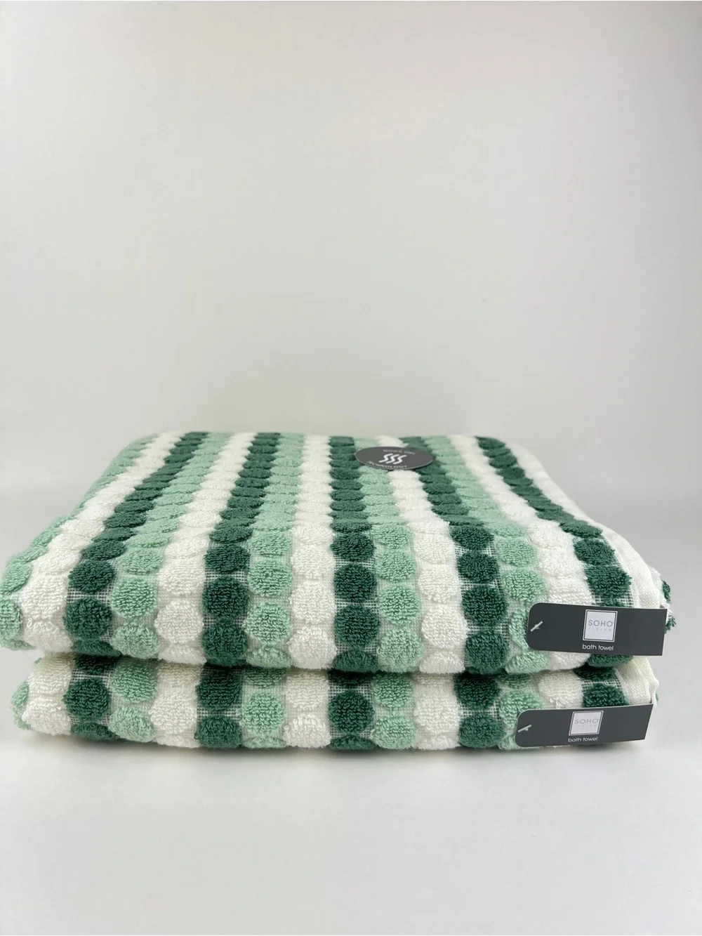 SOHO Living Bath Towels Green White Polka Dot & Stripe Soft Cotton 2 Pc NEW